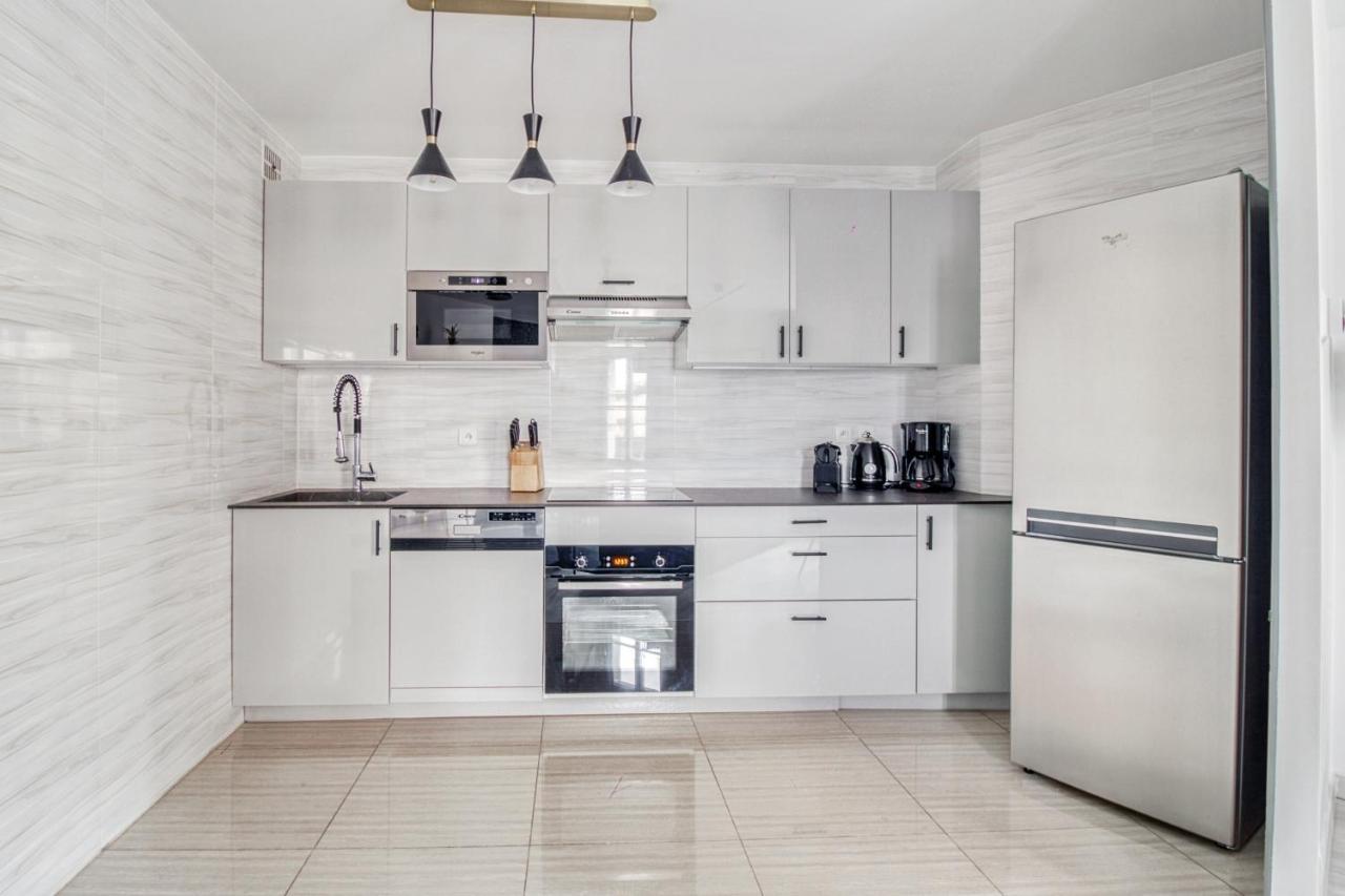 Magnifique Appartement A Quelques Pas Du Val D'Europe #17 Serris Esterno foto